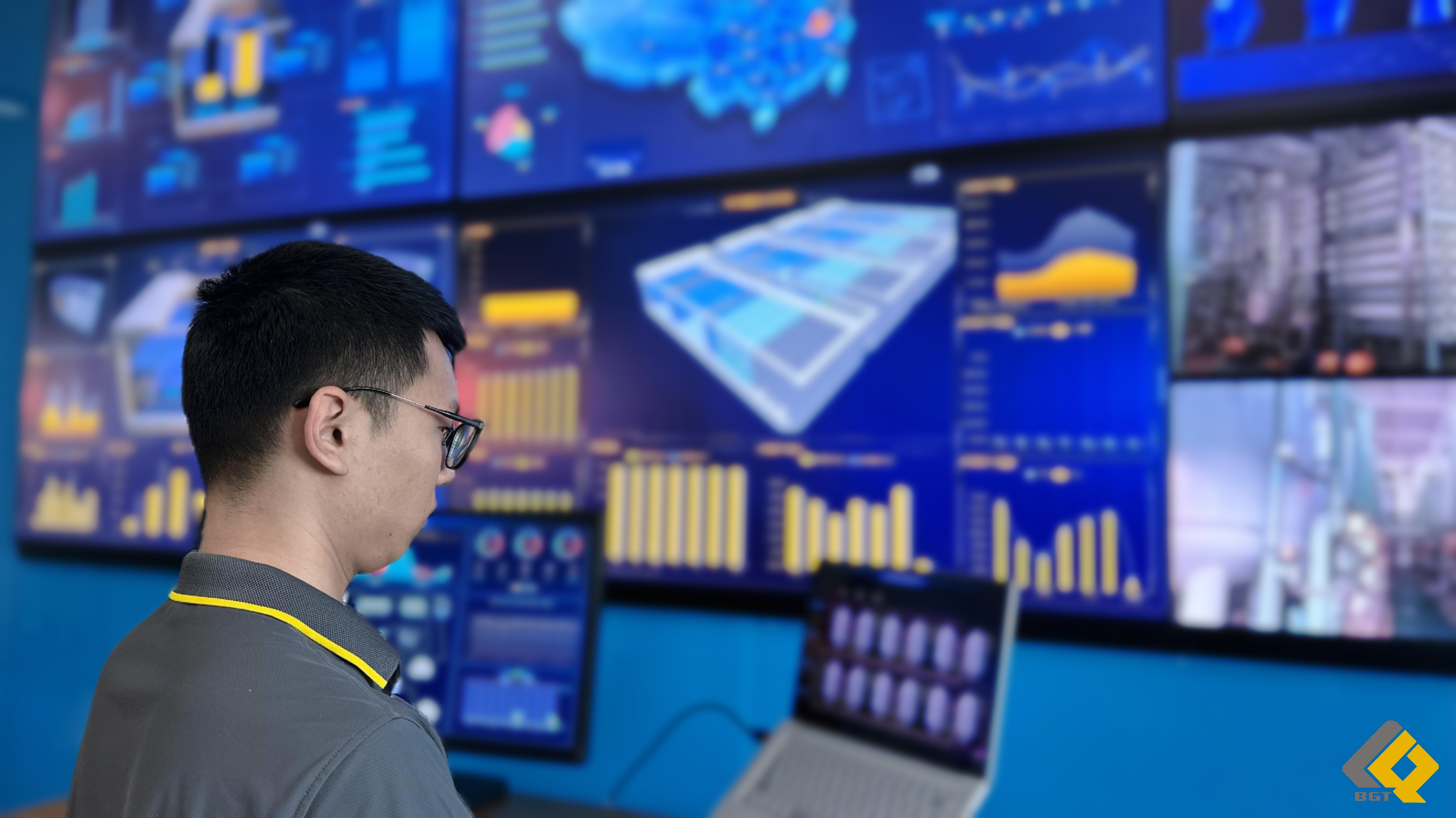 ����Ϊ����+���Ƿ��������ж�