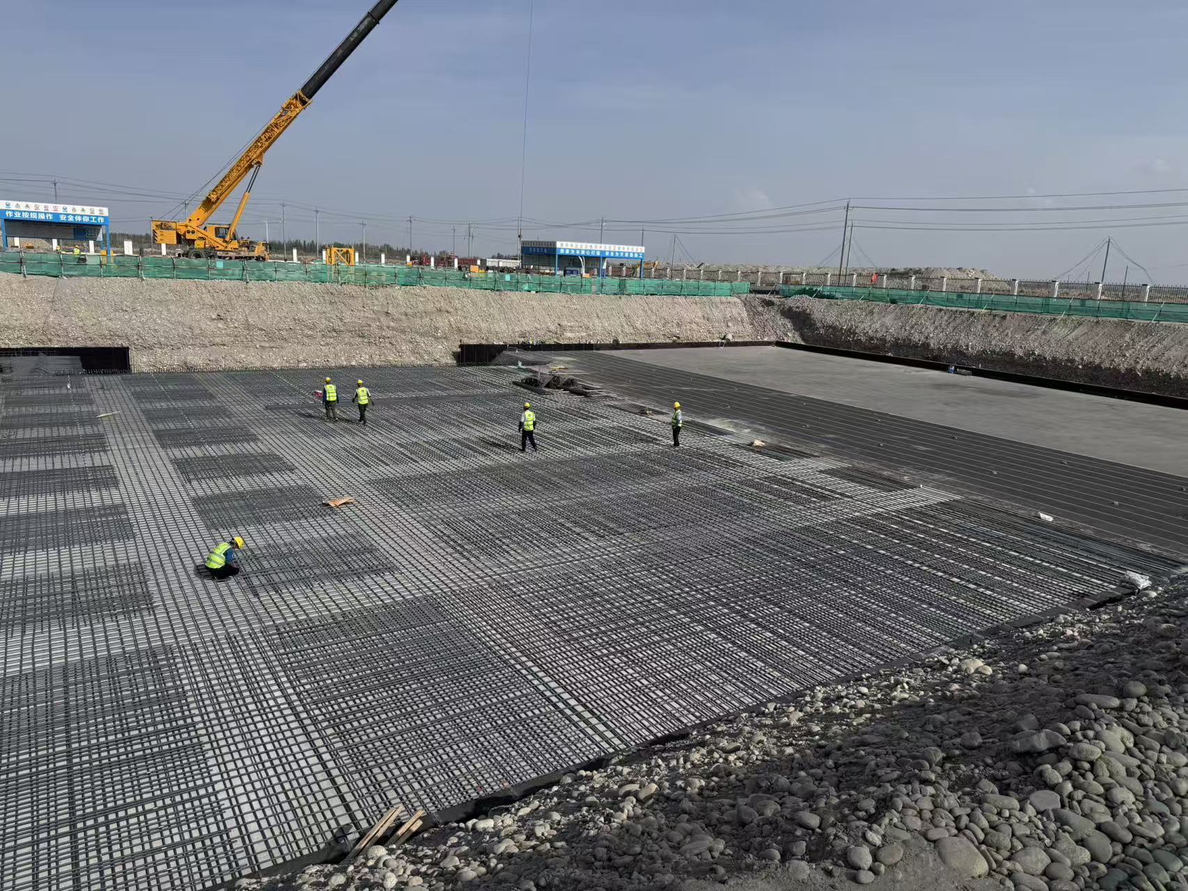 �Ƿ����ʿ�ʲ��ˮ����Ŀ������һ�ߣ����쾭��������ˮ�񹤳�