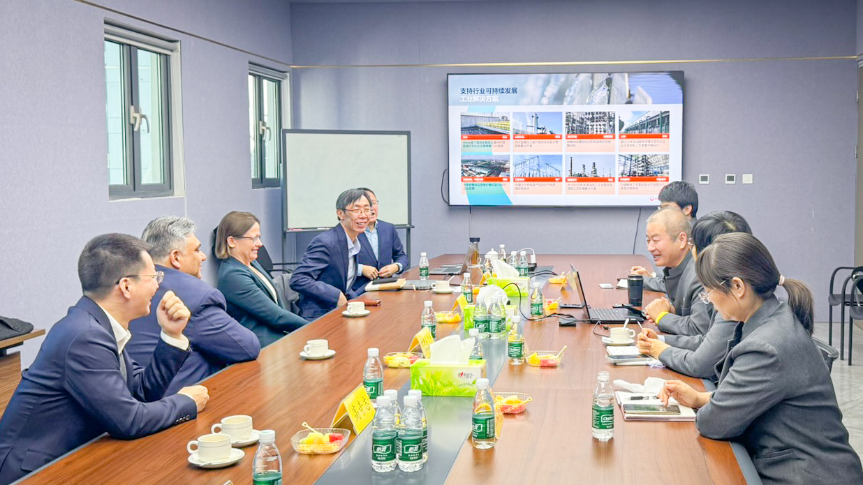 ������ˮ����ȫ����ϯִ�й�CEO����ޥ��Anne Le Guennec��һ�й��ٷǷ����ʻ����ι�